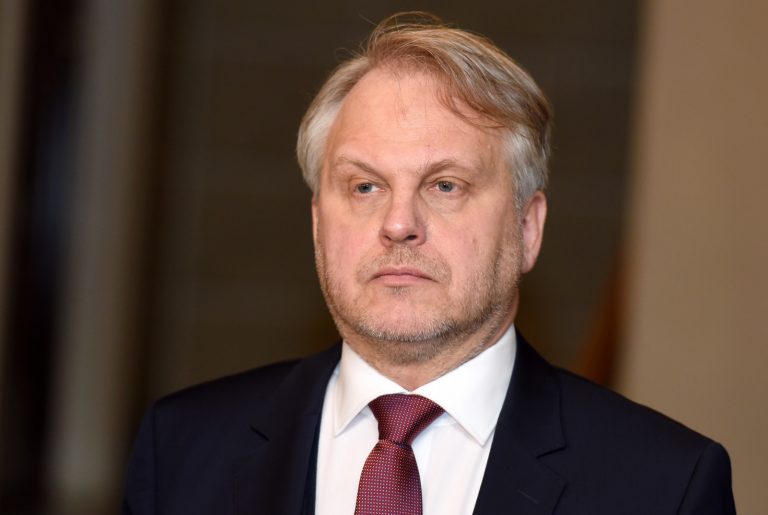 Депутат Рижской думы параллельно работает в Юрмальской мэрии
