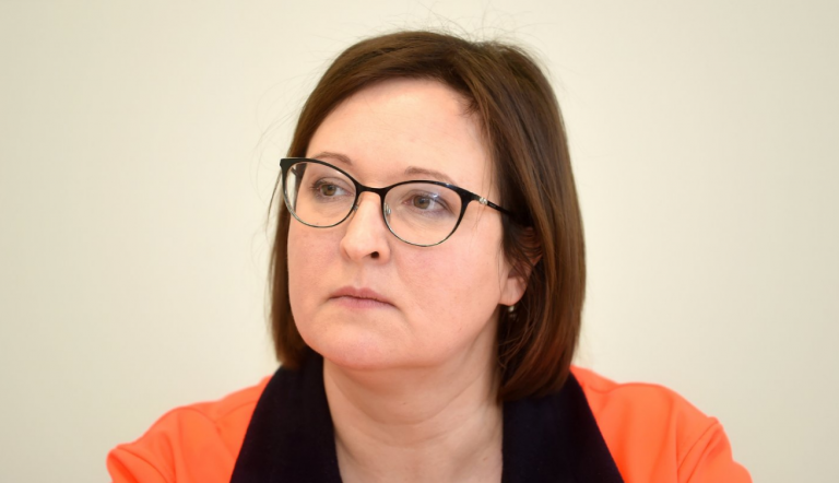Ципуле предупреждает: «омикрон» может парализовать не только больницы
