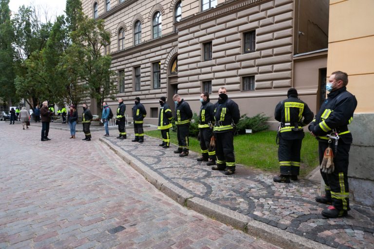 В Конституционный суд поданы 84 заявления о COVID-ограничениях