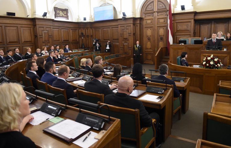 Политолог: парламент «подражает» своим избирателям