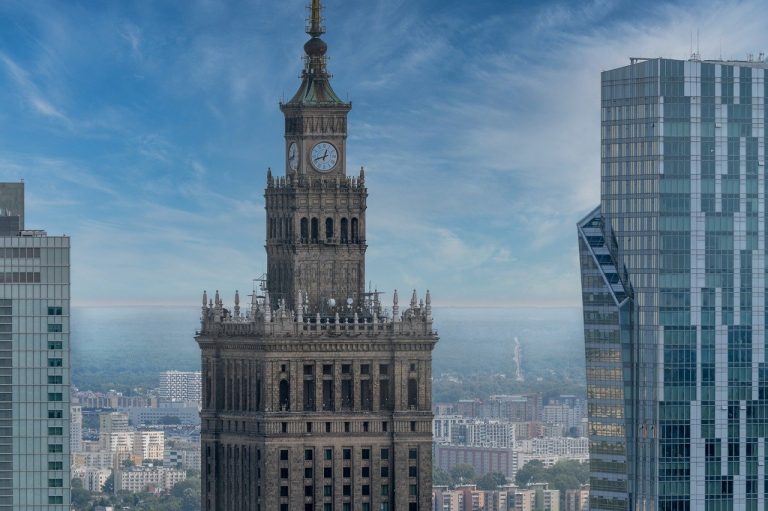 Еврокомиссия потребовала от Польши оплатить штрафы