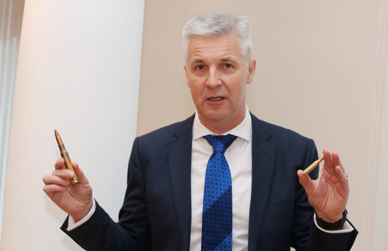 Пабрикс: Латвия поставит Украине «летальное и нелетальное вооружение», но не солдат