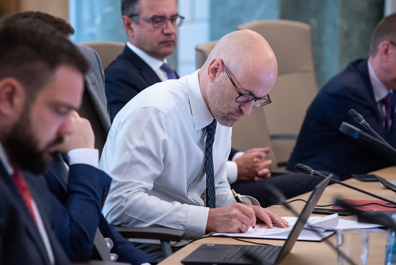Ширится протест: к требованию об отставке Павлютса и Рейрса присоединились торговцы