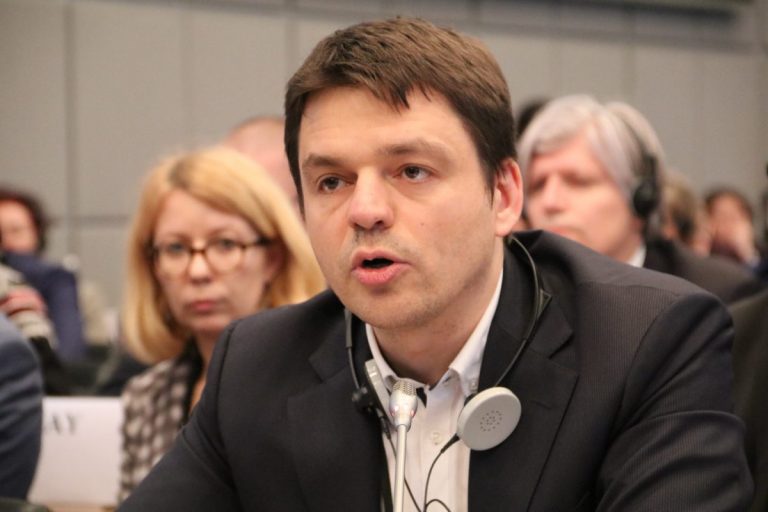 Шноре: Путин хочет добиться восстановления СССР, но у него это не получится