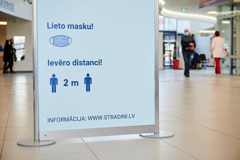 В Латвии в «новогоднюю неделю» на 30% увеличилось число заражений COVID