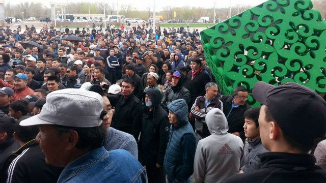 Протесты в Казастане из-за роста цен на газ: президент обратился к нации по-русски