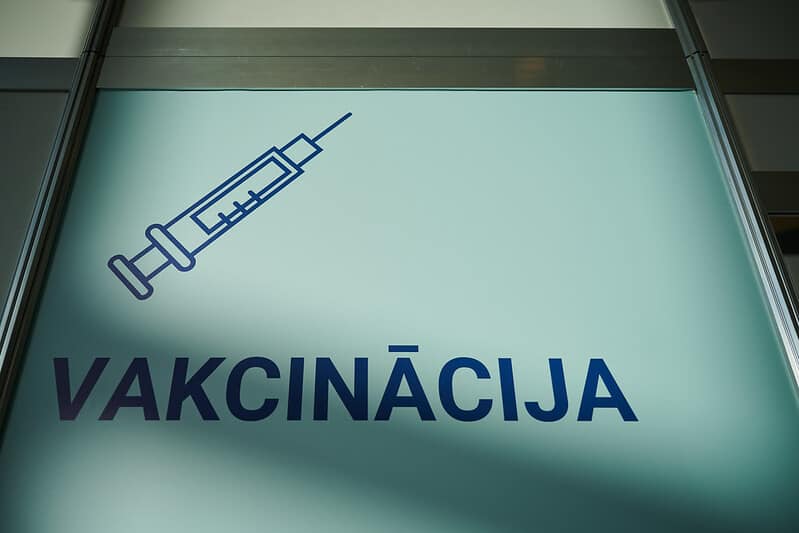Получены больше 3 тысяч сообщений о побочных реакциях после вакцинации