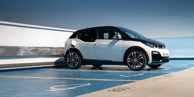 BMW прекратит выпуск своего первого массового электрокара раньше, чем планировалось