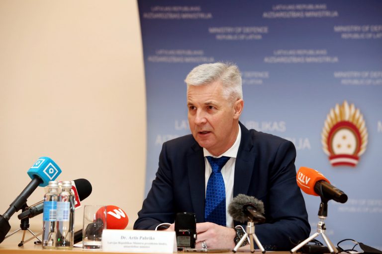 Латвия пока не получила от США точных заверений о вводе новых войск