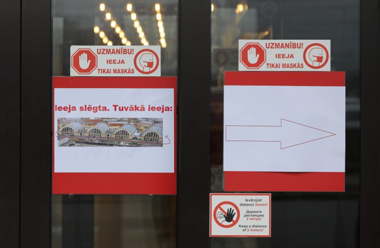 Крестьяне требуют отмены сертификатов, а также «зеленых» и «красных» зон