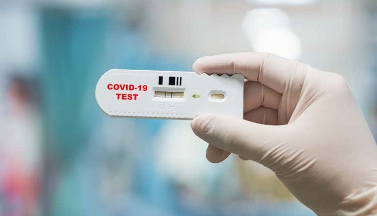 Литва отменила обязательное тестирование работников на COVID-19