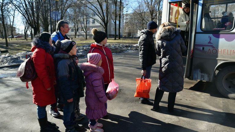 В Россию из Донбасса за сутки прибыли более 20 тысяч эвакуированных