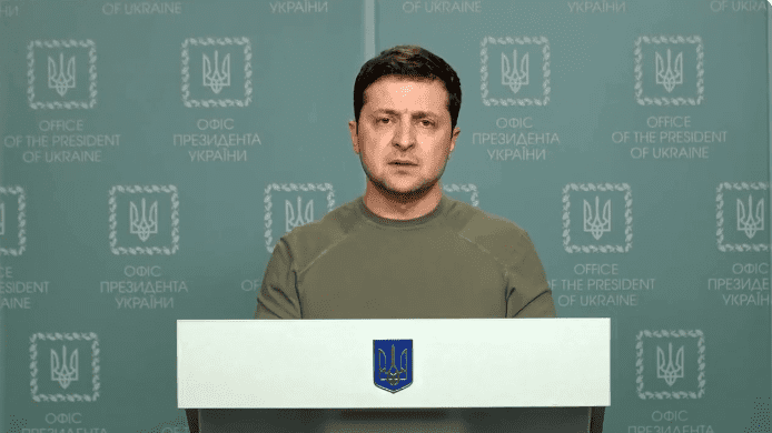 Президент Украины: мы остались одни в защите государства. Все боятся, не отвечают
