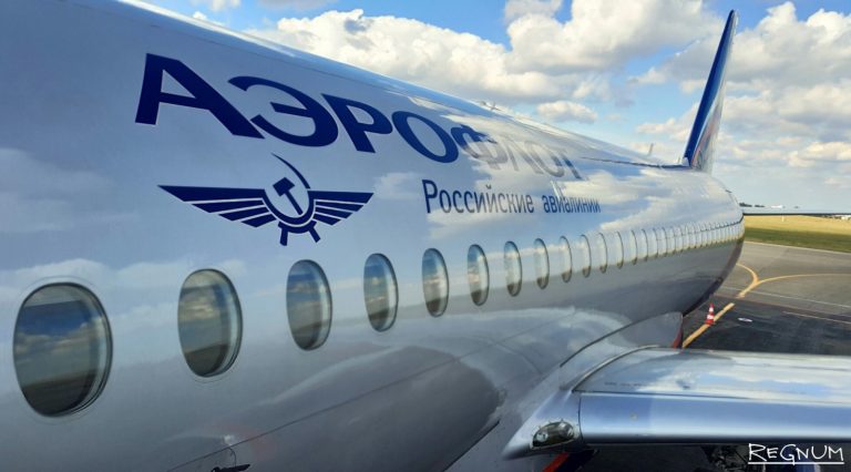 Польша и Чехия закрывают свое небо для российских авиакомпаний