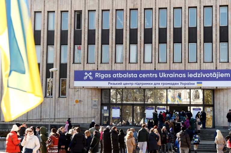 20 евро в день положено самоуправлениям на содержание каждого беженца с Украины: министр внутренних дел