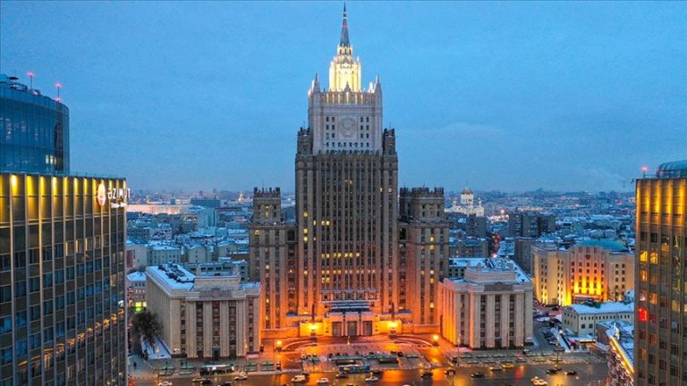 В МИД РФ пообещали ответ на высылку дипломатов