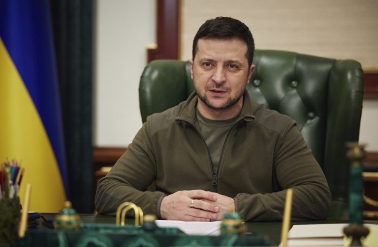 Зеленский: настало время «восстанавливать целостность» Украины