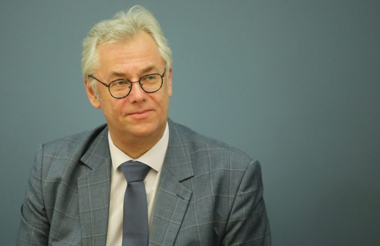 Перевощиков: маски целесообразно сохранить и после 1 апреля