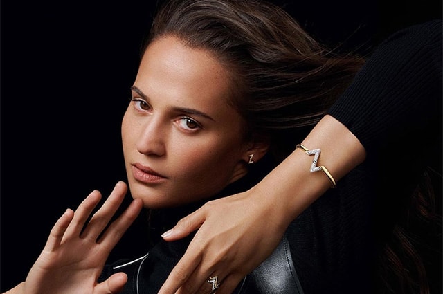 Louis Vuitton раскритиковали за украшения с символом, похожим на Z