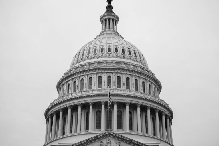 США намерены ввести минимальный налог для сверхбогатых