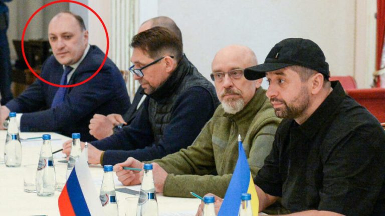 В центре Киева убит участник переговоров с Россией