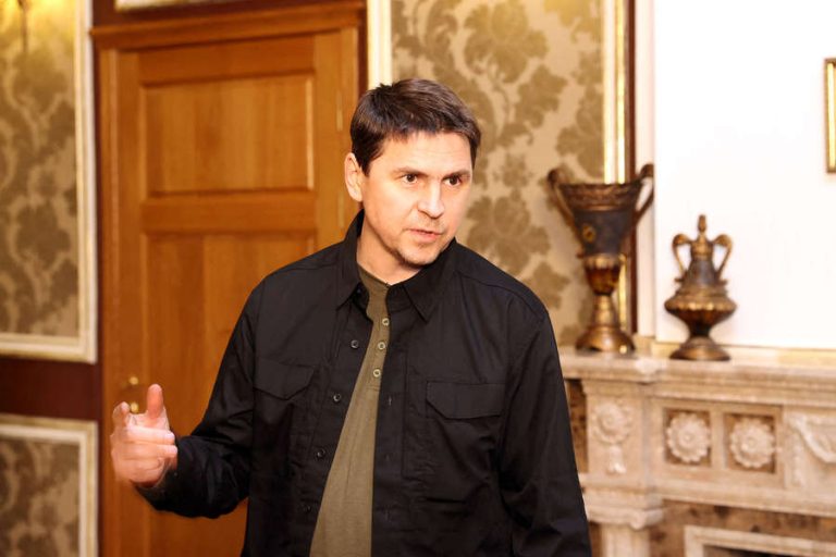 Помощник главы офиса Зеленского назвал условия нейтрального статуса Украины