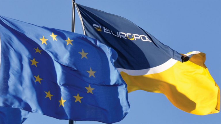 Европол начинает поиск банковских счетов и вилл попавших под санкции российских олигархов