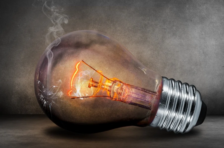 Цены на электричество стремительно растут - на прошлой неделе на 64%