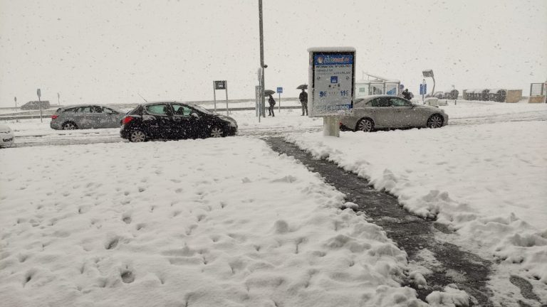 В Испании выпал самый сильный апрельский снегопад за 20 лет