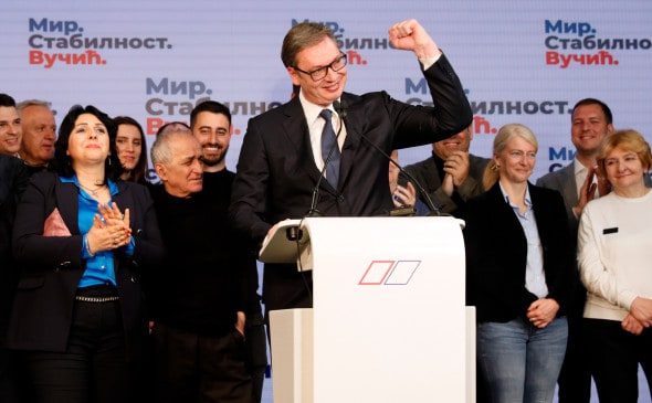 Вучич объявил о своей победе на выборах президента Сербии