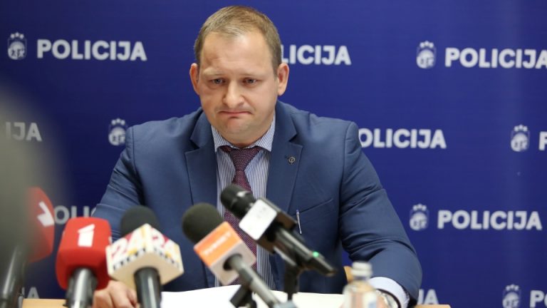 Рукс : фактические организаторы скопления людей у памятника Победы будут привлечены к ответственности
