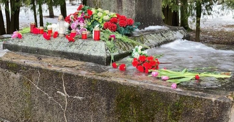 Екабпилсская дума примет решение о сносе советских памятников
