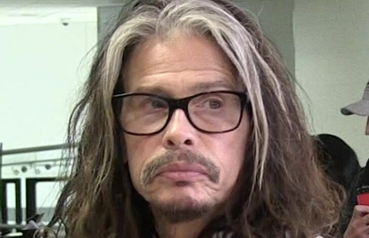 Aerosmith отменили концерты в Вегасе из-за рецидива Стивена Тайлера