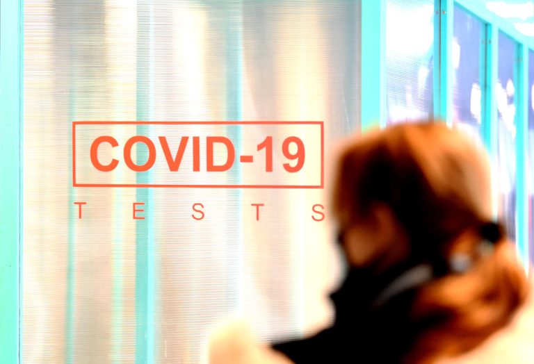 В Латвии выявлено 314 новых случаев COVID, скончались 9 человек