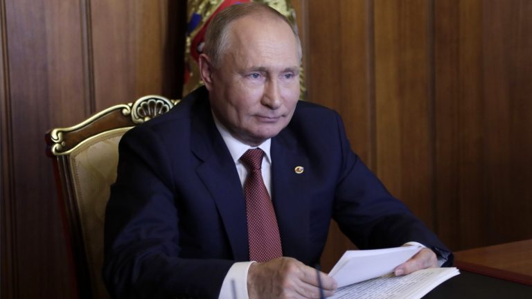Путин пожелал украинцам «мирного и справедливого будущего»