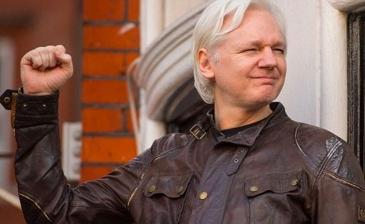 МВД Британии решила выдать США Джулиана Ассанжа: ему грозит 175 лет тюрьмы