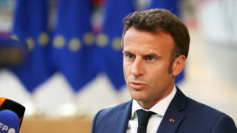 Выборы во Франции: Макрон теряет большинство в парламенте