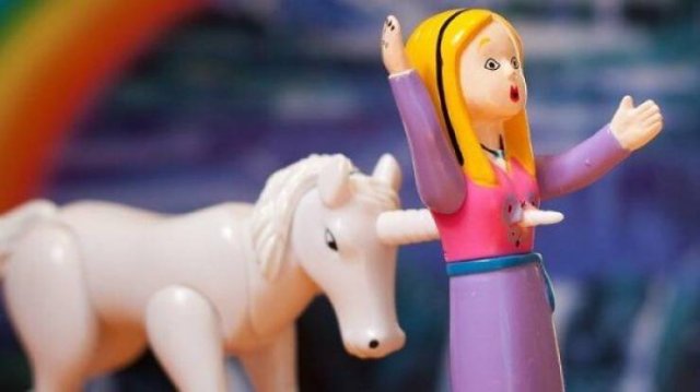 Жуткие, страшные, непонятные детские игрушки