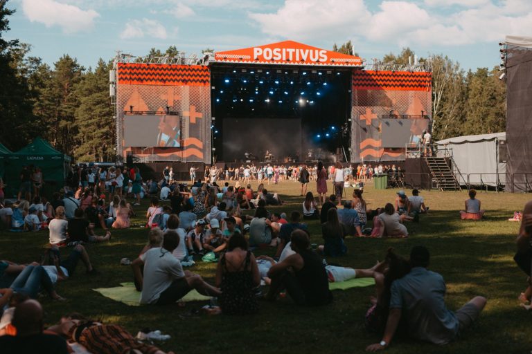 Positivus: полную цену надо платить даже младенцу