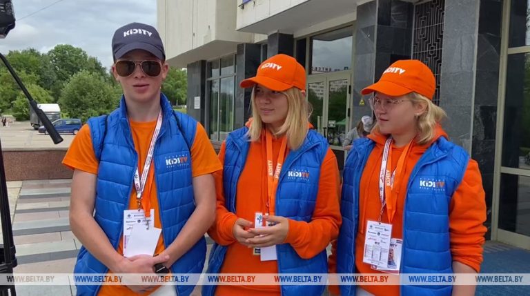 Спецслужбы заинтересовались поездкой Academy KidsTV в Беларусь на интервью к Лукашенко