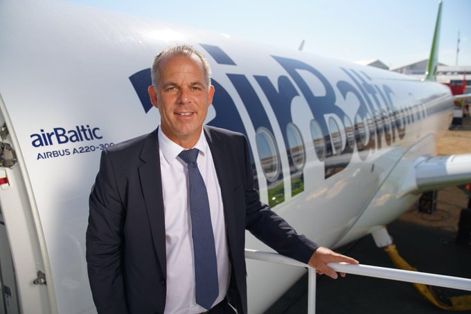 airBaltic летает на чужих самолетах, потому что не может вернуть свои — глава компании
