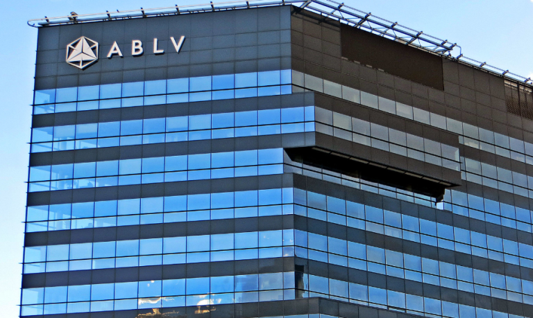 ABLV Bank обвиняют в легализации более 2 миллиардов евро преступных средств. Дело передано в суд