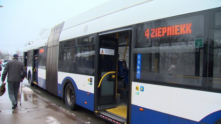 Из-за обрыва троллейбусных проводов на Тейке могут быть пробки
