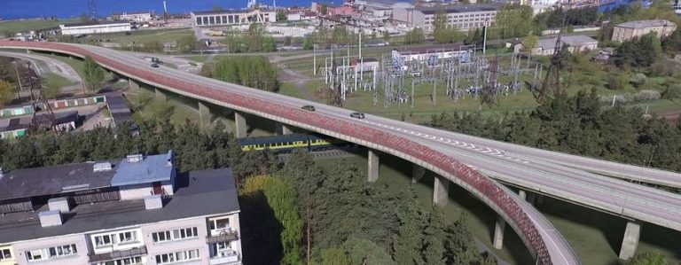 Строительство моста на Саркандаугаве подорожало на 1,1 млн евро