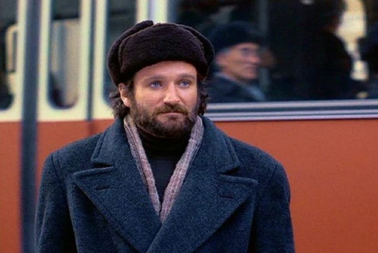 Москву снимали в Мюнхене, а лето — зимой: 20 вещей, которые вы не знали о «Москве на Гудзоне»