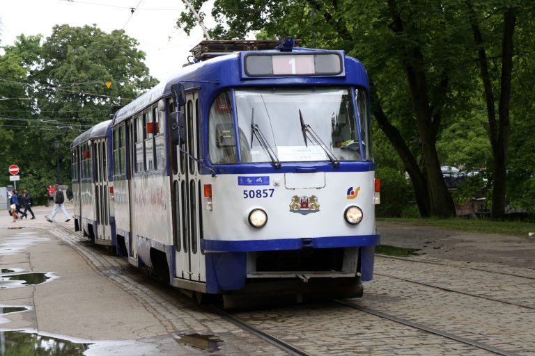 С субботы возобновится движение 2,7 и 10 трамваев мимо Центрального рынка