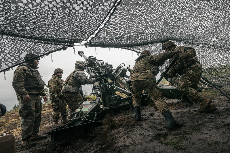 «Других вариантов нет!»: политтехнолог высказался об обязательной воинской службе в Латвии