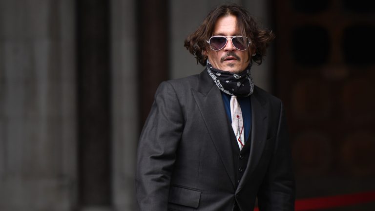 Джонни Депп подписал новый контракт с Dior на семизначную сумму