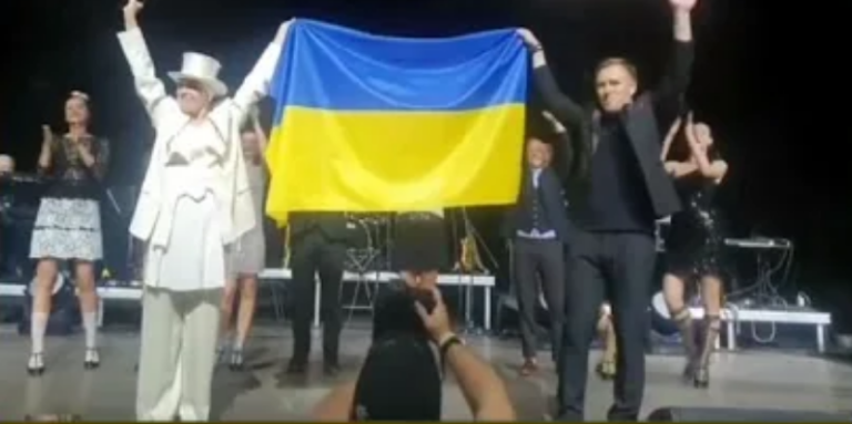 Лайма Вайкуле на концерте в Паланге поддержала Украину