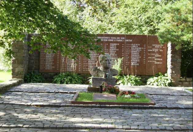 В Лиепае вскоре будет снесен памятник советскому генералу Николаю Дедаеву